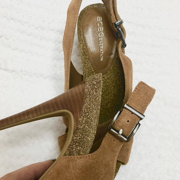 BCBGeneration Greer suede open toe platform sandal - Picture 3 of 7